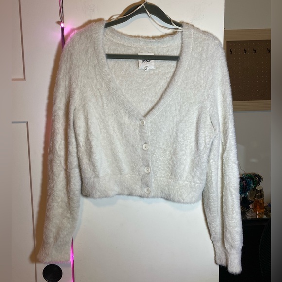 Aerie White Faux-Fur Cardigan Small Cropped EUC - Picture 3 of 11